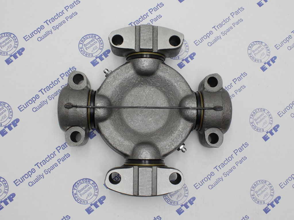 Komatsu Dozer Universal Joint Spider 569-20-61109 aftermarket Komatsu replacement part