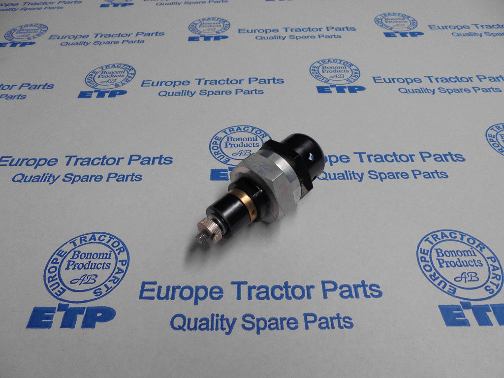 Komatsu Engine Heater Signal 600-815-2210 | 19PARTS | Keep Ops Moving
