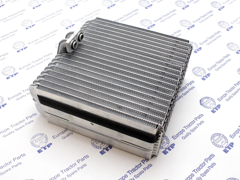 Komatsu Heavy Equipment Evaporator ND447600-2340 aftermarket Komatsu replacement part
