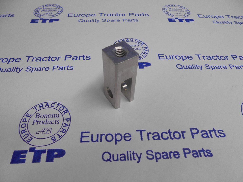 Komatsu Heavy Equipment Yoke 04210-20832 aftermarket Komatsu replacement part