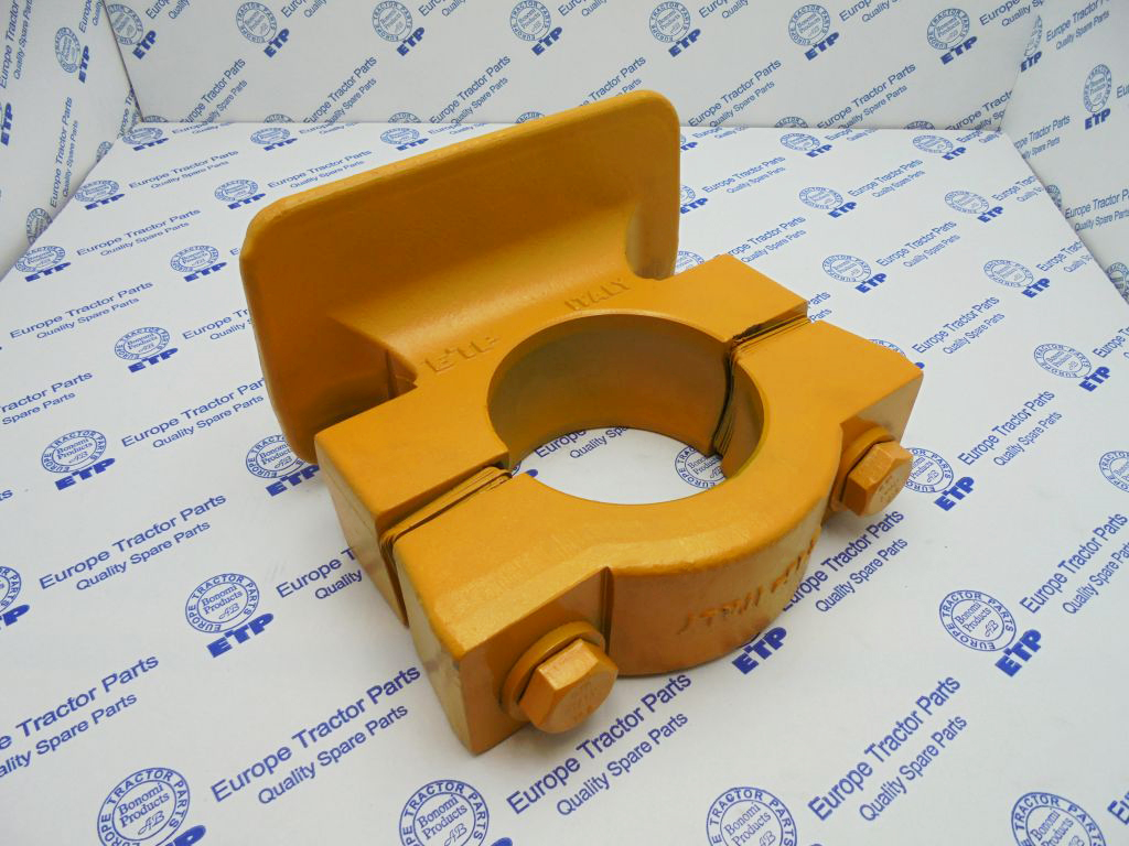 Komatsu Dozer Pivot Asmlh 14Y-71-00081 aftermarket Komatsu replacement part