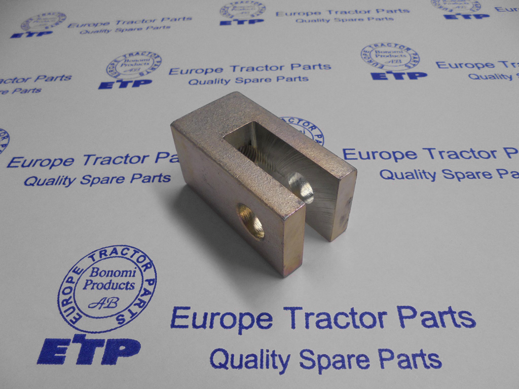 Komatsu Heavy Equipment Yoke 425-32-15330 aftermarket Komatsu replacement part