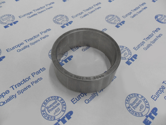 Hitachi Bushing 4355875