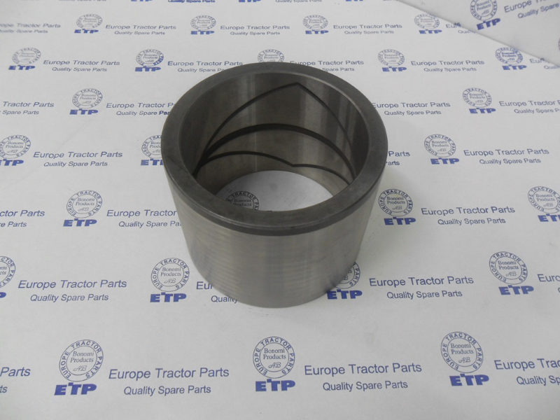 John Deere Bushing 4671318 from 19PARTS