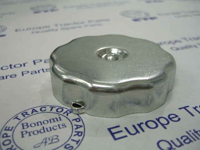 Komatsu Engine Cap Ass'Y Oil Filler 6136-21-7120 | 19PARTS | Keep Ops Moving