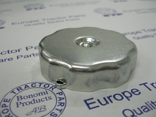 Komatsu Engine Cap Ass'Y Oil Filler 6136-21-7120 | 19PARTS | Keep Ops Moving