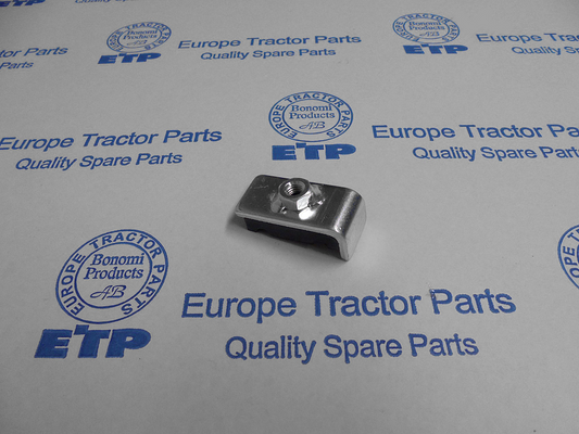 Komatsu Engine Clip With Thread 6150-71-5651 | 19PARTS | Keep Ops Moving