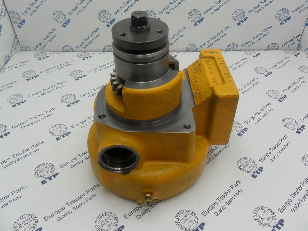 Komatsu Heavy Equipment Pump Water 6261-61-1104 aftermarket Komatsu replacement part