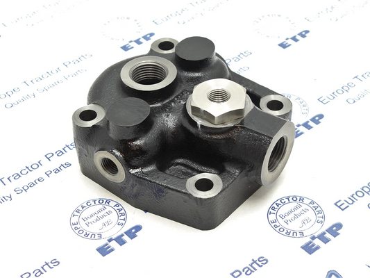 Komatsu Engine Cylinder Head Ass'Y DK487018-5222 | 19PARTS | Keep Ops