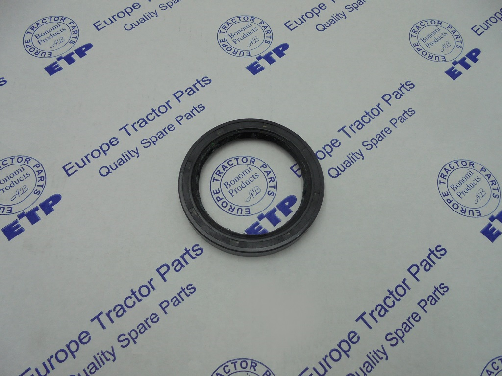 Komatsu Heavy Equipment Oil Seal YM129795-01800 aftermarket Komatsu replacement part